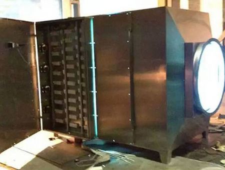 點擊查看詳細信息<br>標題：光解催化氧化設備 閱讀次數：2769