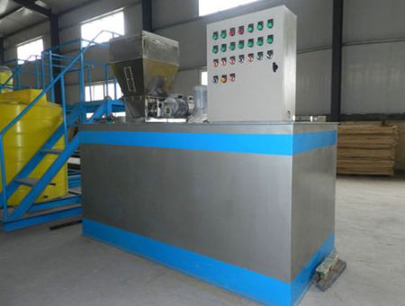 點擊查看詳細信息<br>標題：全自動不銹鋼加藥裝置 閱讀次數：4255