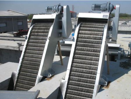 點擊查看詳細信息<br>標題：機械格柵除污機 閱讀次數：3051